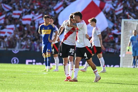 Mastantuono, sobre el golazo de tiro libre: “Me tenía fe de que hoy podía entrar y se dio así”
