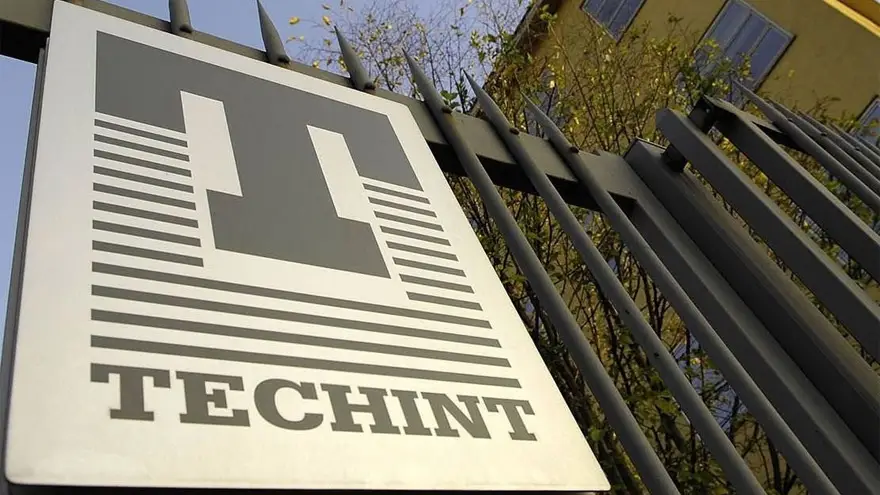 Con apoyo de Techint y Arcor, industriales se le plantan a Milei y presionan por importaciones y dólar barato