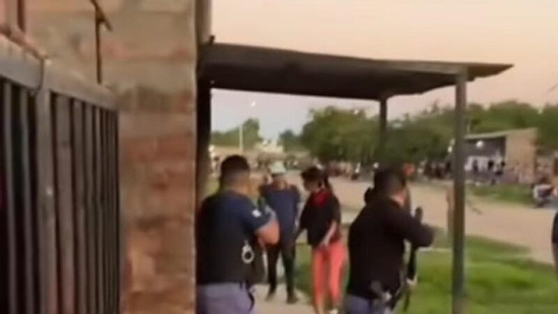 La propietaria de la vivienda allanada por un grupo de conductores de moto-Uber, dio su versión de los acontecimientos