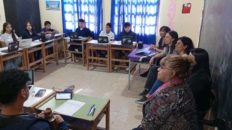 Escuelas mediadas por TIC: Autoridades del gobierno y UNICEF Argentina se reunieron en Charadai