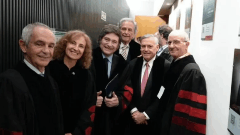 Javier Milei no llegó a tiempo y no logró asistir a la despedida del papa Francisco