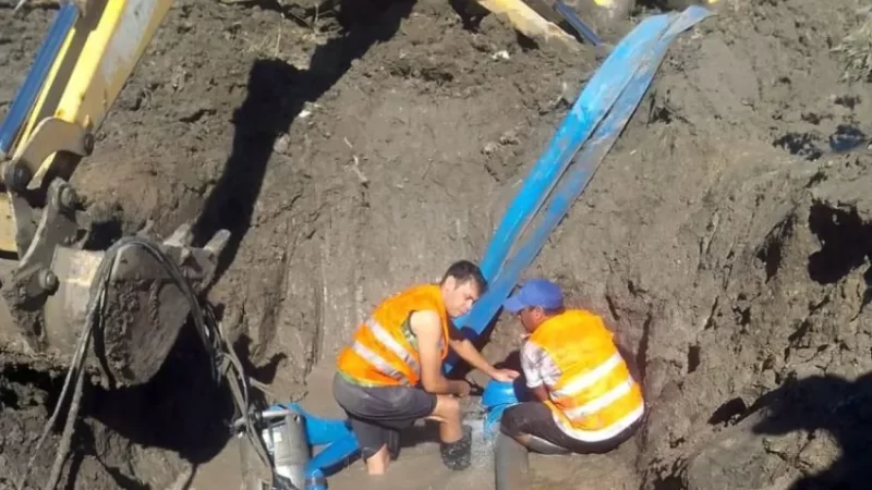 Terminaron la reparación de un caño maestro en Las Heras y Nicaragua