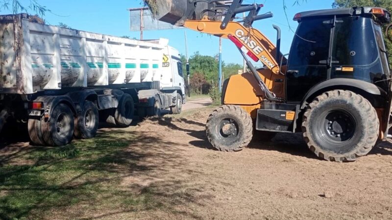 El Municipio de Barranqueras trabajó en la zona del Club Náutico