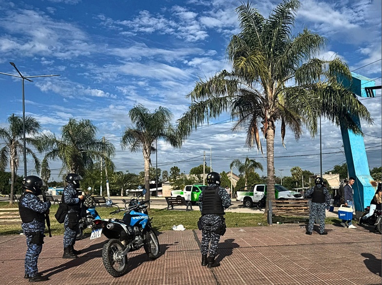 PUERTO VILELAS: Operativo en el Parque Urbano Güemes tras denuncia vecinal