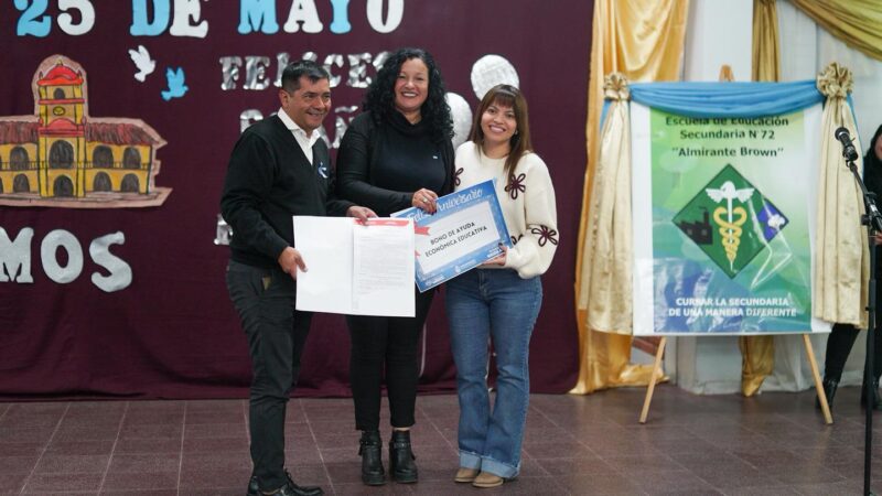 La Municipalidad de Barranqueras celebró los 68 años de la EES N° 72