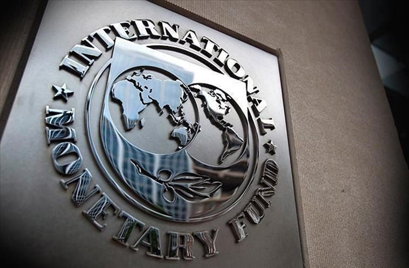 El Gobierno de Milei tiene solo un mes para conseguir USD 4.000 millones y cumplirle al FMI