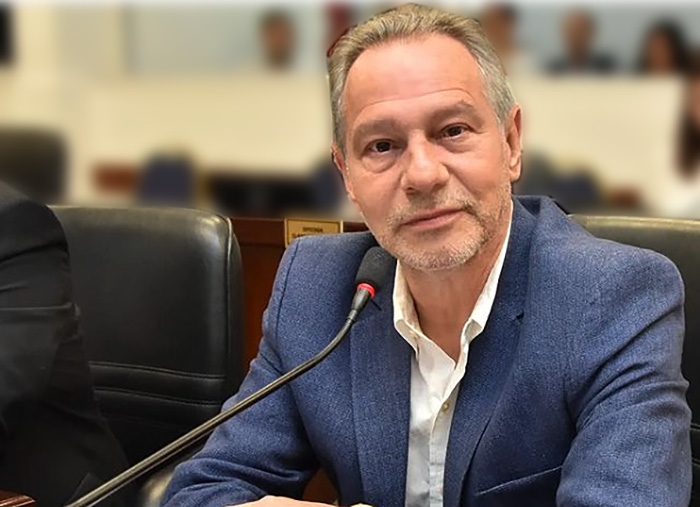 Juan José Bergia, quien previamente formó parte de la UCR, se despide de los cargos públicos tras 20 años