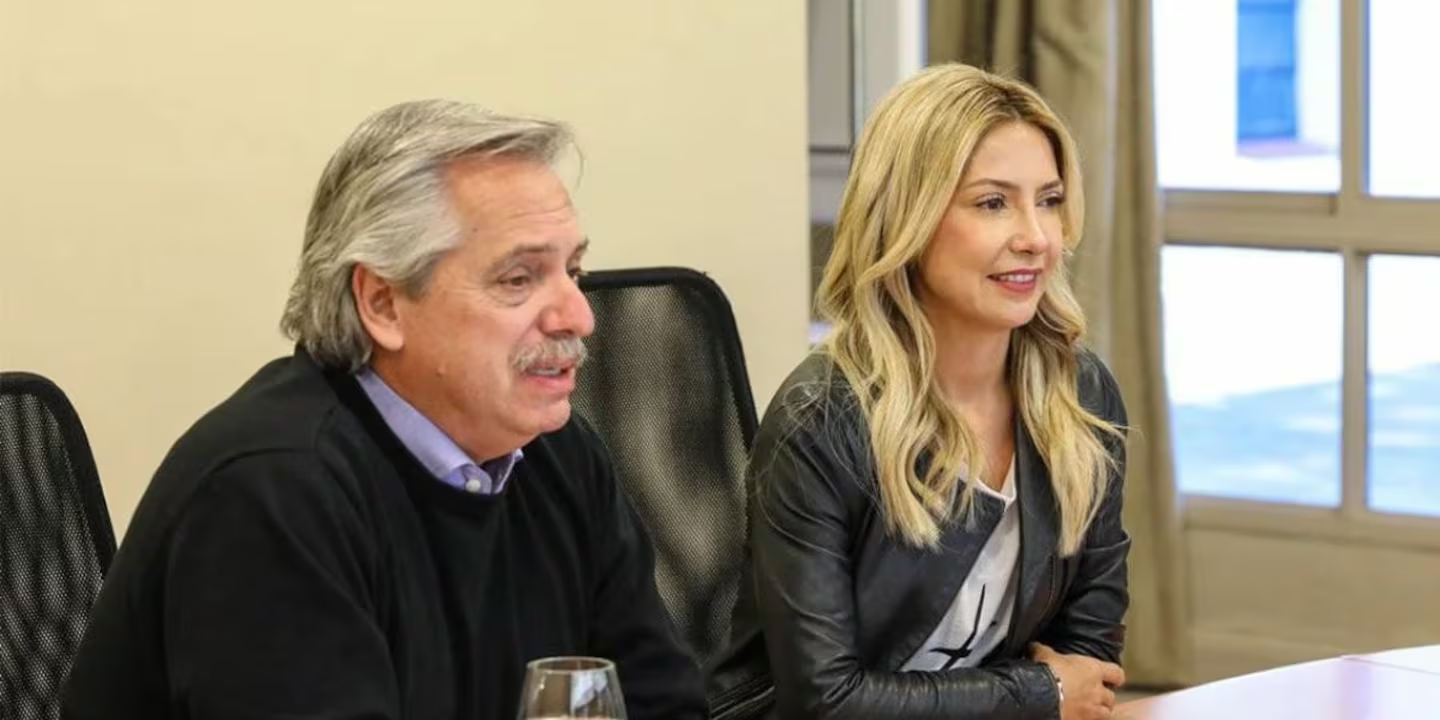 Se revelaron nuevos mensajes de texto entre Alberto Fernández y Fabiola Yáñez