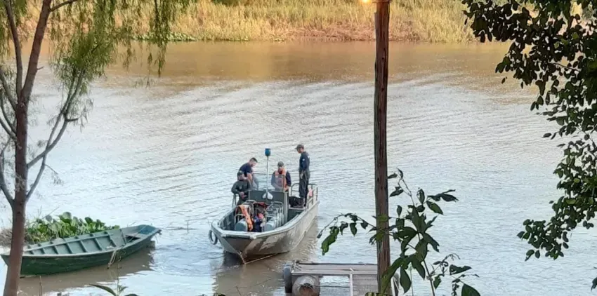 Un cuerpo sin vida fue encontrado en el río cerca de Puerto Vilelas, en la zona de Las Cinco Bocas