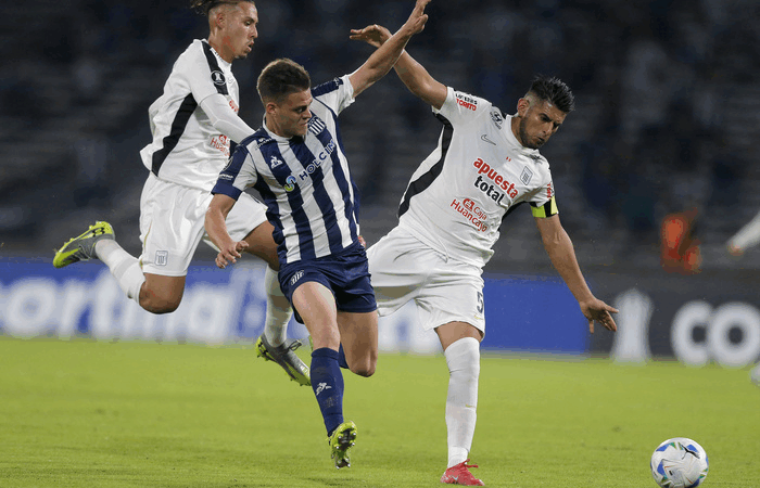 Talleres de Córdoba logró su primera victoria en el grupo D de la Copa Libertadores al vencer por 2-0 a Alianza Lima de Perú