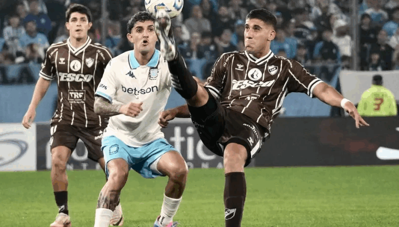 Racing fue derrotado por Platense y quedó fuera del Torneo Apertura