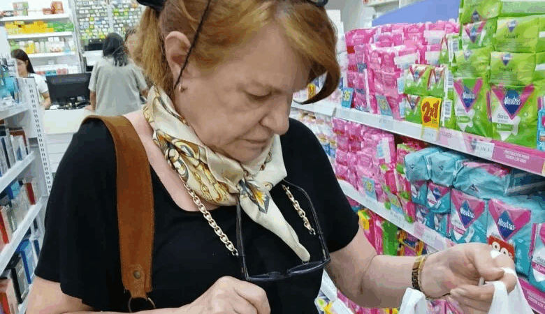 La ex fiscal Liliana Lupi fue detectada en una farmacia mientras escondía artículos en su bolso