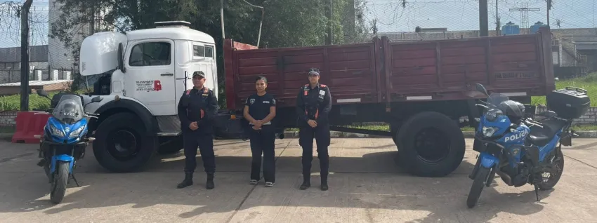 Secuestraron un colectivo con pedido activo y números alterados en el puente Belgrano