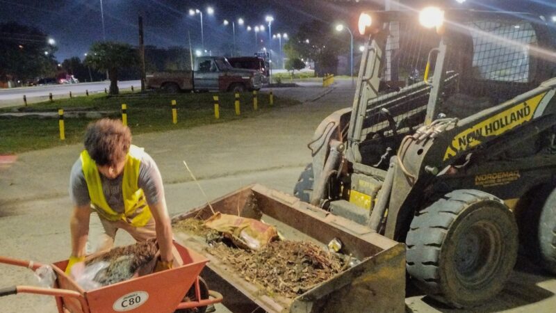 Vilelas llevo adelante tareas de limpieza en el Parque Urbano Güemes