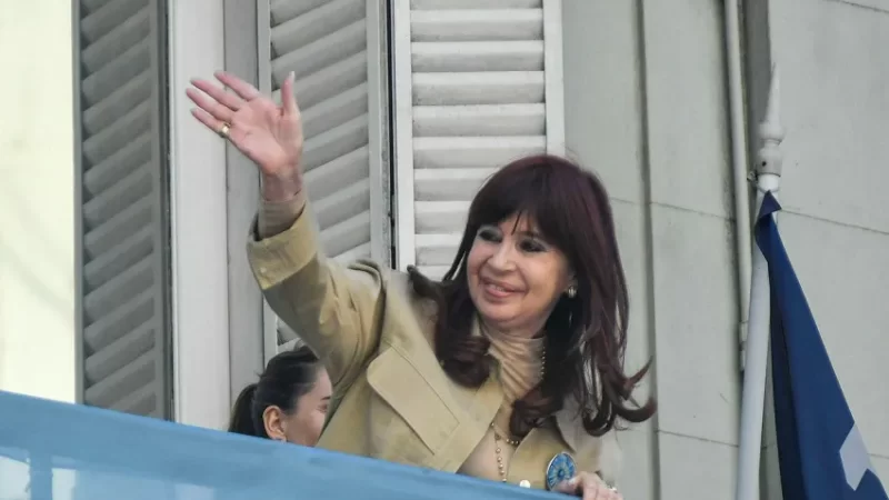 CFK lanzó su primer spot de campaña