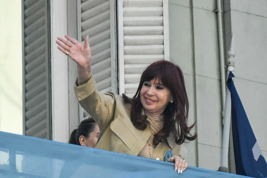 CFK lanzó su primer spot de campaña