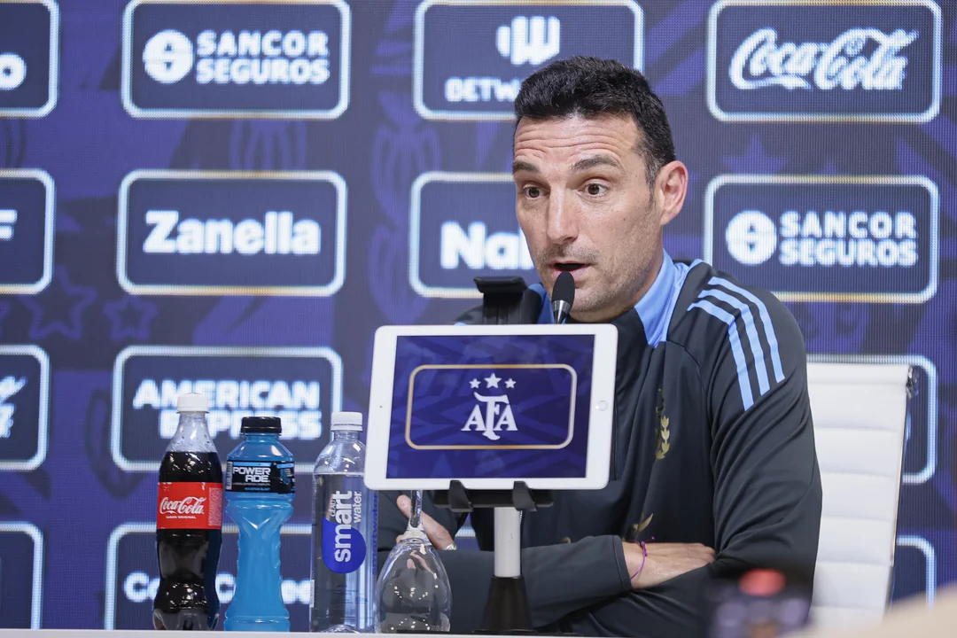 Scaloni: “Todavía no tenemos decidido si Messi va a jugar de arranque”