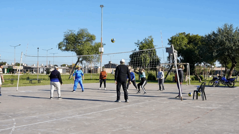 Barranqueras promueve la recreación y el bienestar de los adultos mayores