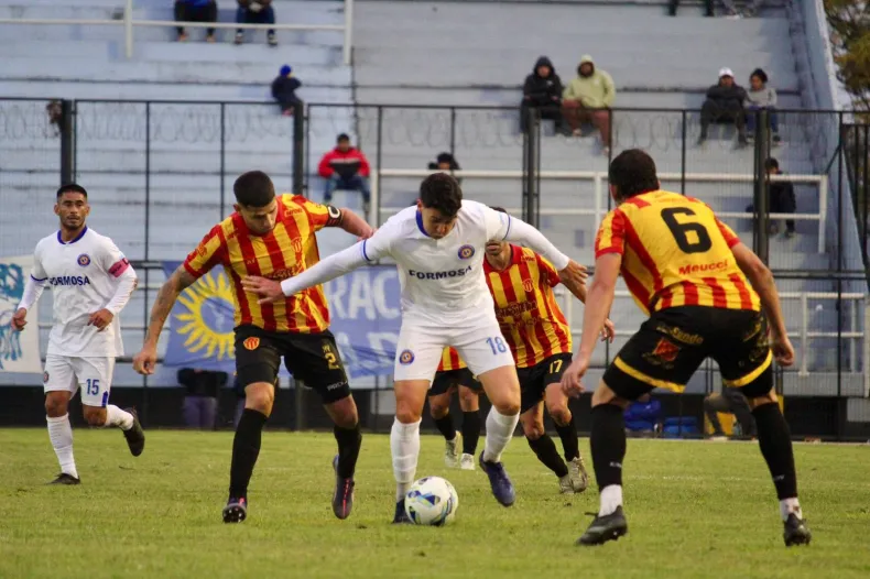 Sarmiento sufre otra dura derrota: perdió 2-0 frente a Sol de América