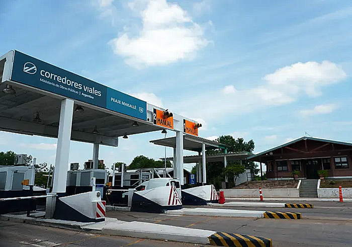 Un hombre se negó a abonar el peaje debido al mal estado de la Ruta Nacional 16