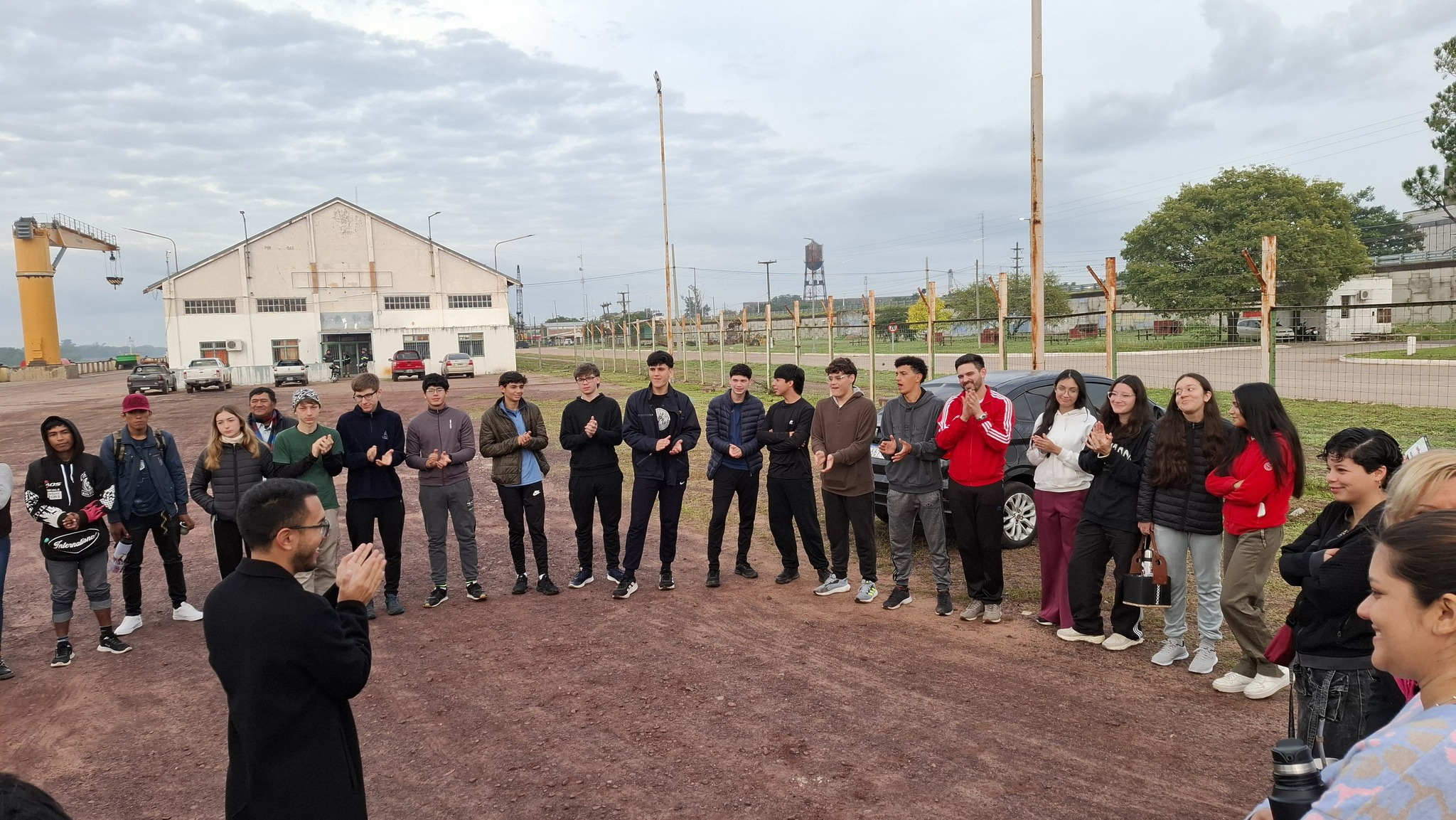 Estudiantes del Impenetrable vivieron una jornada educativa y cultural en el Puerto Barranqueras